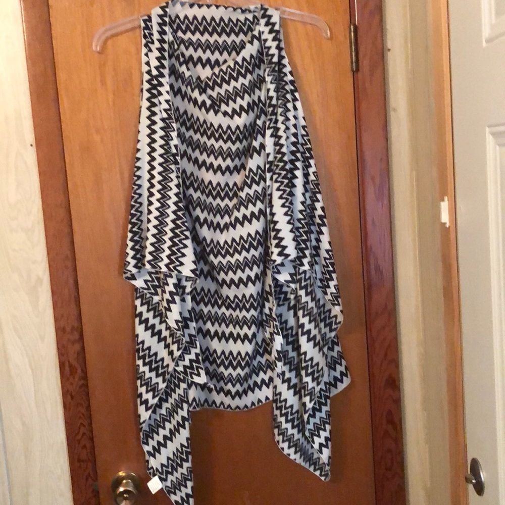 Vest/cardigan